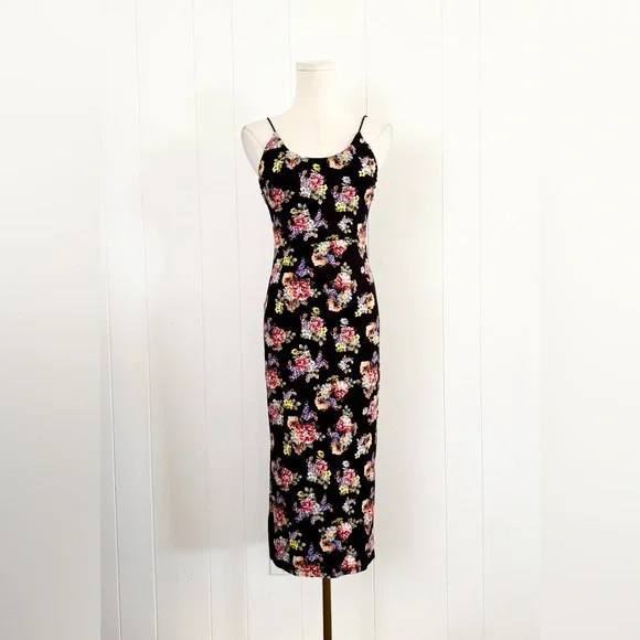 NWT Alice + Olivia Delora Fitted Floral Midi Dress Magnolia Floral Black  Size 4 is available for purchase on au PAY Market - Imported Goods Online  Store Co.Ltd. | au PAY Market -